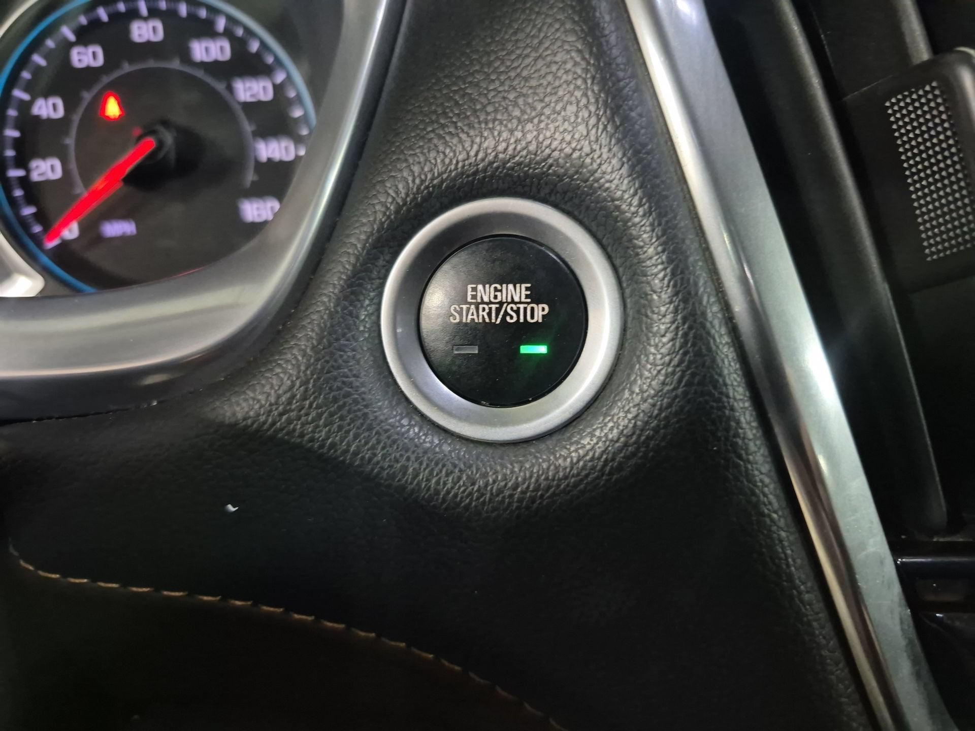 Certified 2021 Chevrolet Traverse LT FWD image 18