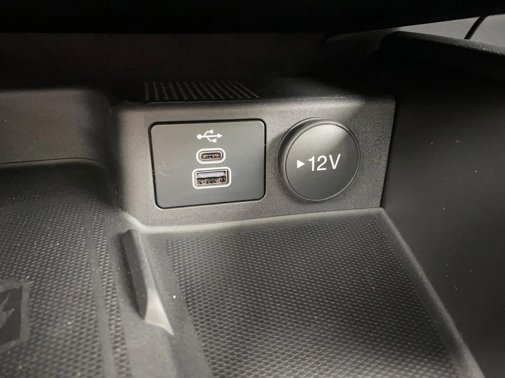 New 2026 Ford Escape Platinum image 27