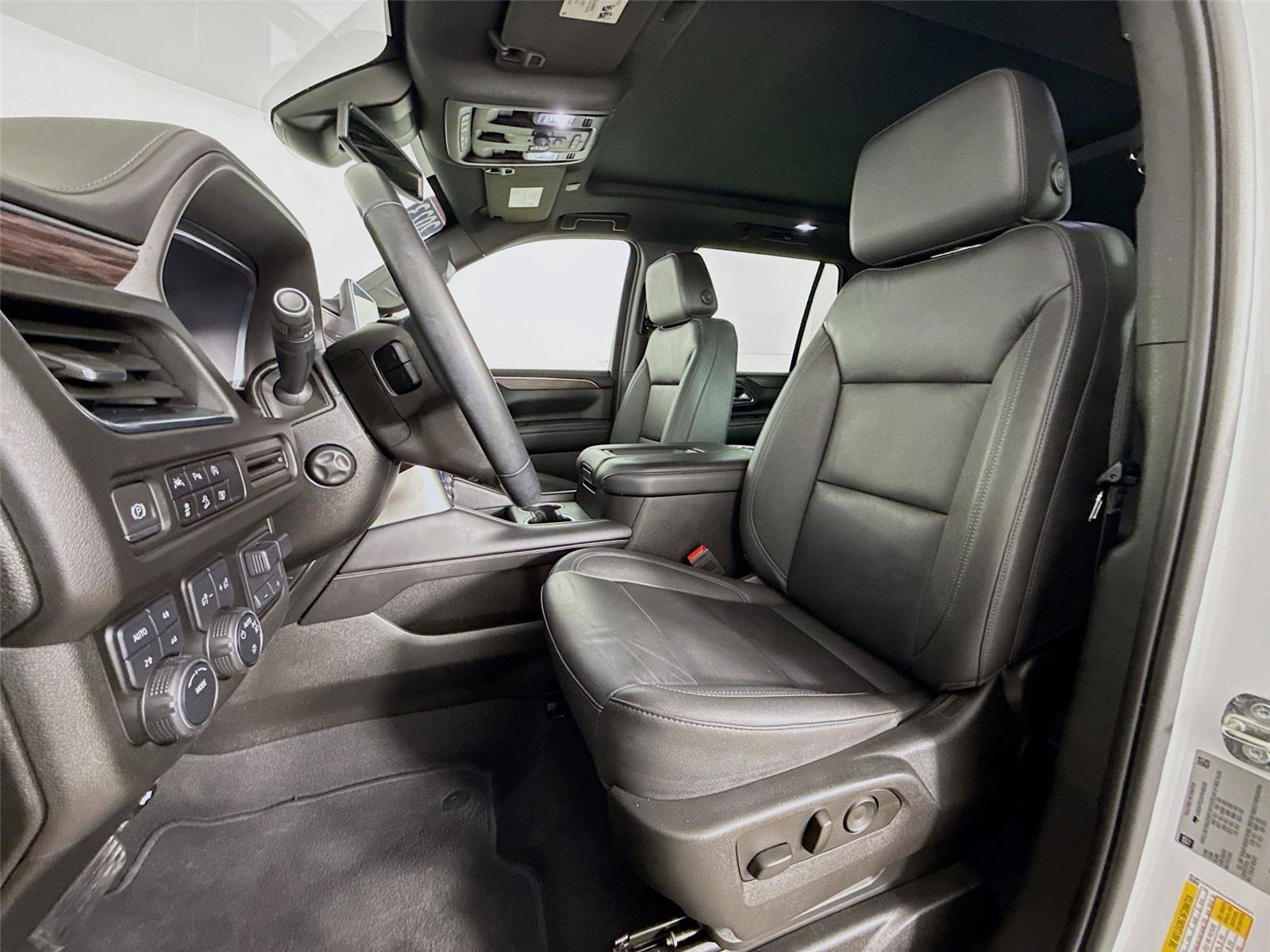 Used 2023 Chevrolet Tahoe Z71 w/ Luxury Package image 22