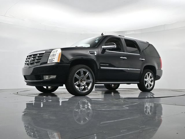 Used 2011 Cadillac Escalade Luxury AWD/4WD image 41