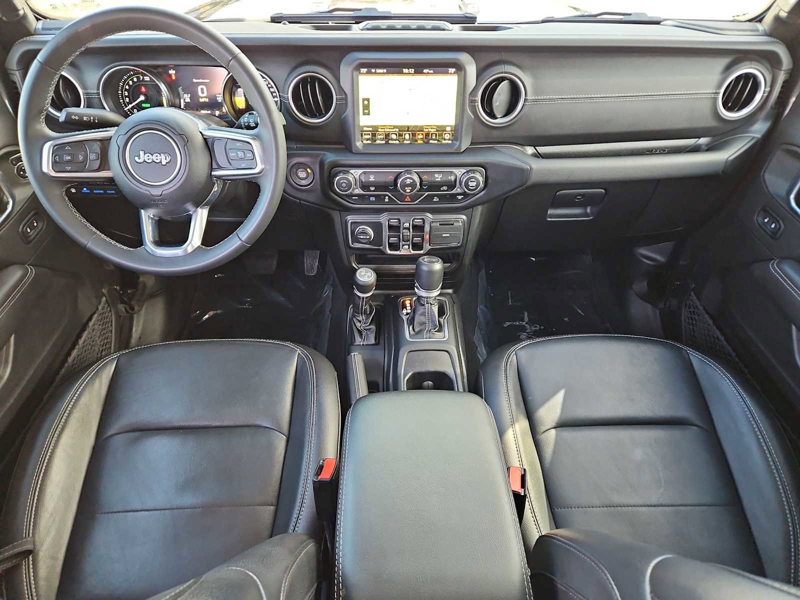 Used 2023 Jeep Wrangler Sahara image 15