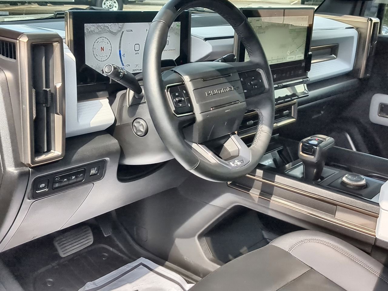 Used 2025 GMC Hummer EV 2X image 10