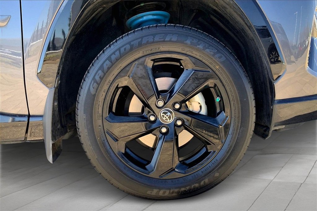 Used 2019 Toyota RAV4 XSE image 33