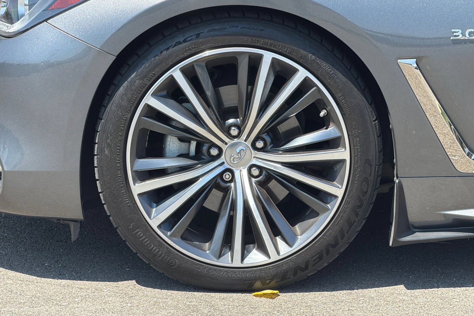 Used 2019 INFINITI Q60 3.0t Luxe w/ Essential Package RWD image 25