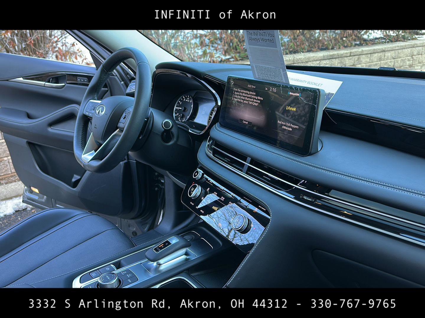 Used 2025 INFINITI QX60 Pure image 24