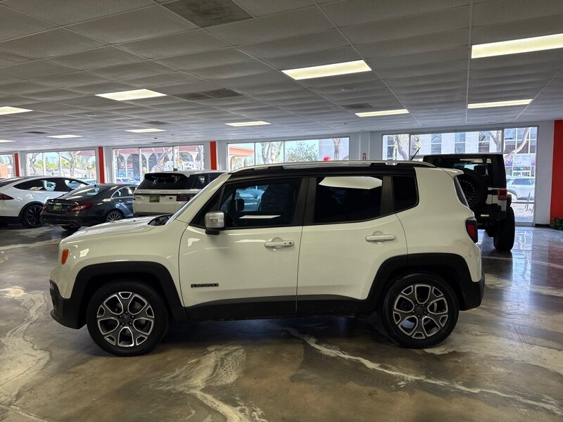 Used 2016 Jeep Renegade Limited FWD image 4