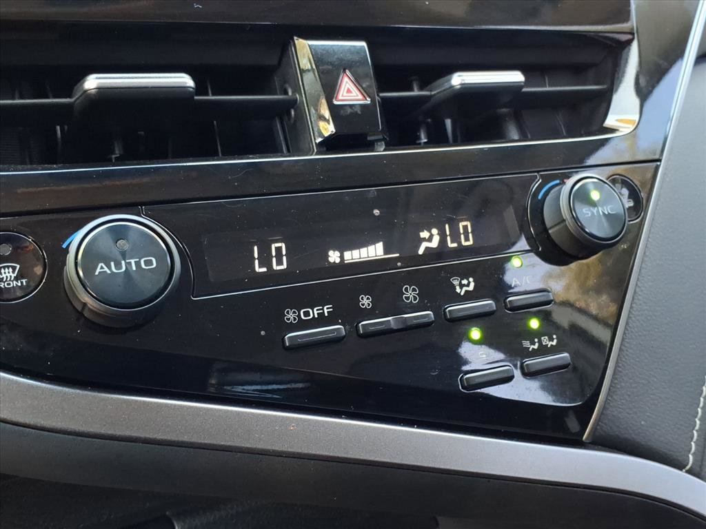 Used 2023 Toyota Camry XSE image 24