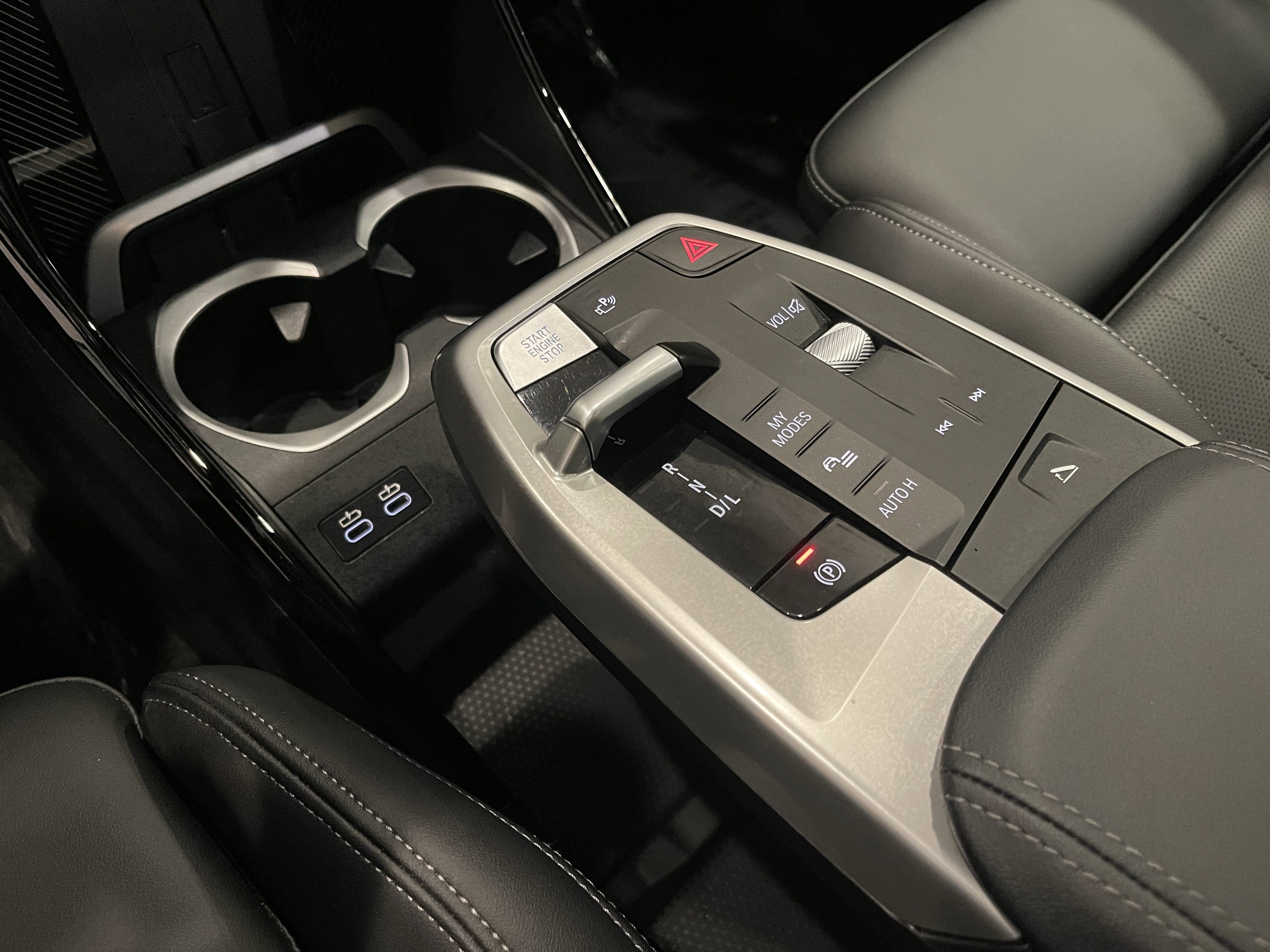 Used 2025 BMW X1 xDrive28i w/ Convenience Package image 18