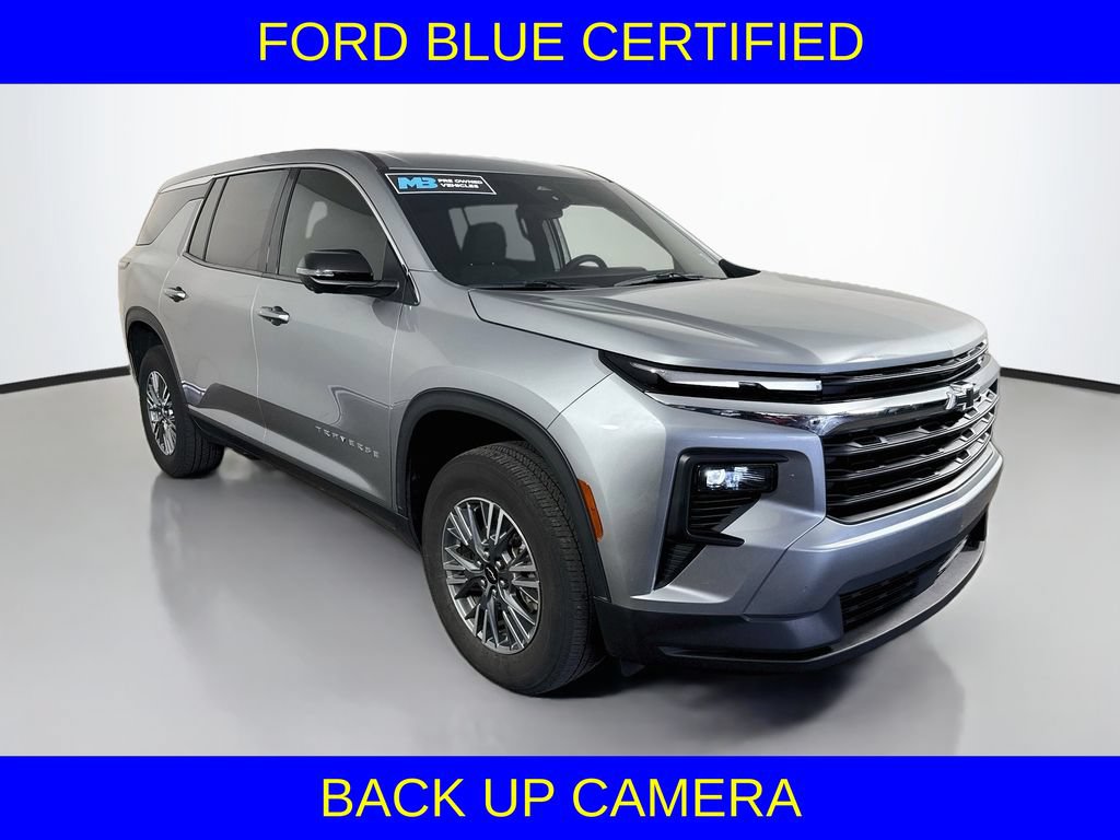 Used 2024 Chevrolet Traverse LS w/ LPO, Floor Liner Package FWD image 4