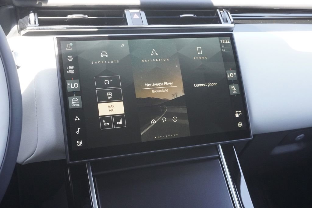 New 2026 Land Rover Range Rover Velar Dynamic SE image 15