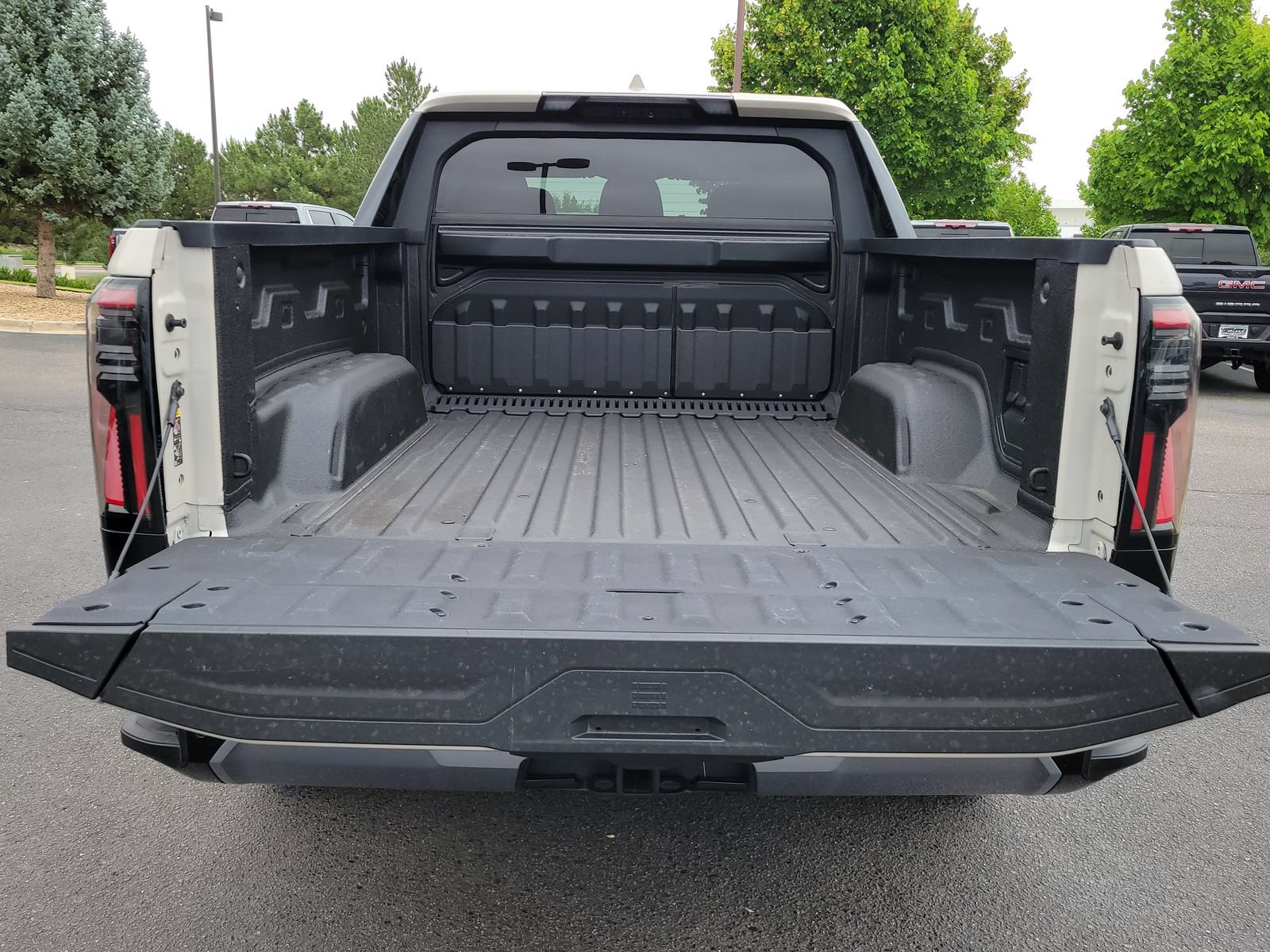 Used 2026 GMC Sierra EV AT4 w/ AT4 Premium Package AWD/4WD image 16