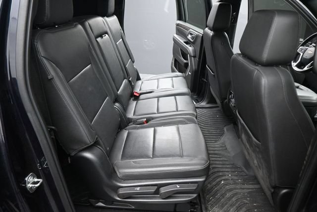 Used 2022 Chevrolet Suburban LT AWD/4WD image 16