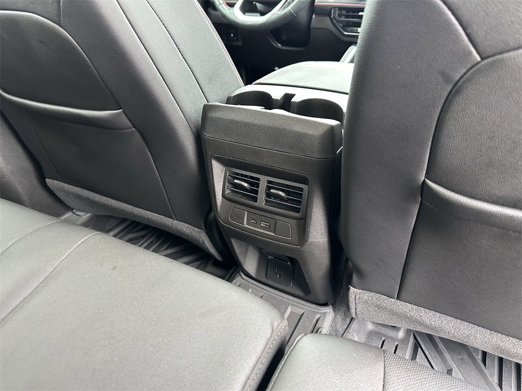 Used 2023 Chevrolet Colorado Z71 w/ Z71 Convenience Package 2 image 31
