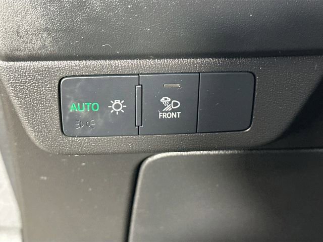 Used 2023 Audi Q4 e-tron Prestige image 24