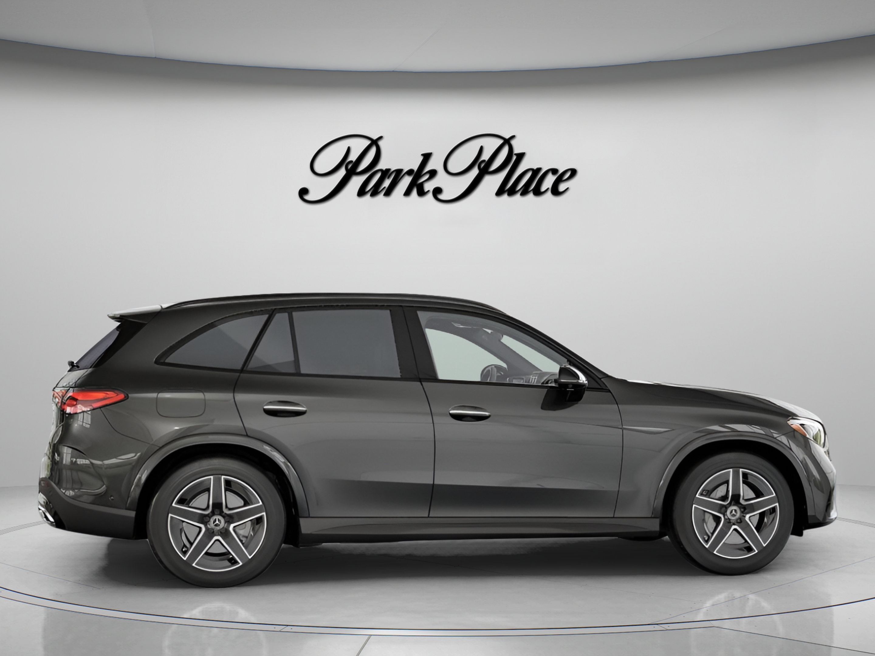 Used 2026 Mercedes-Benz GLC 300 image 26