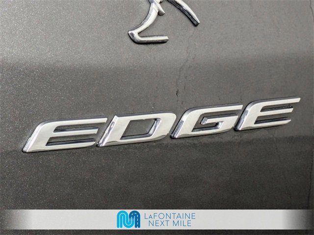 Used 2020 Ford Edge SE image 9