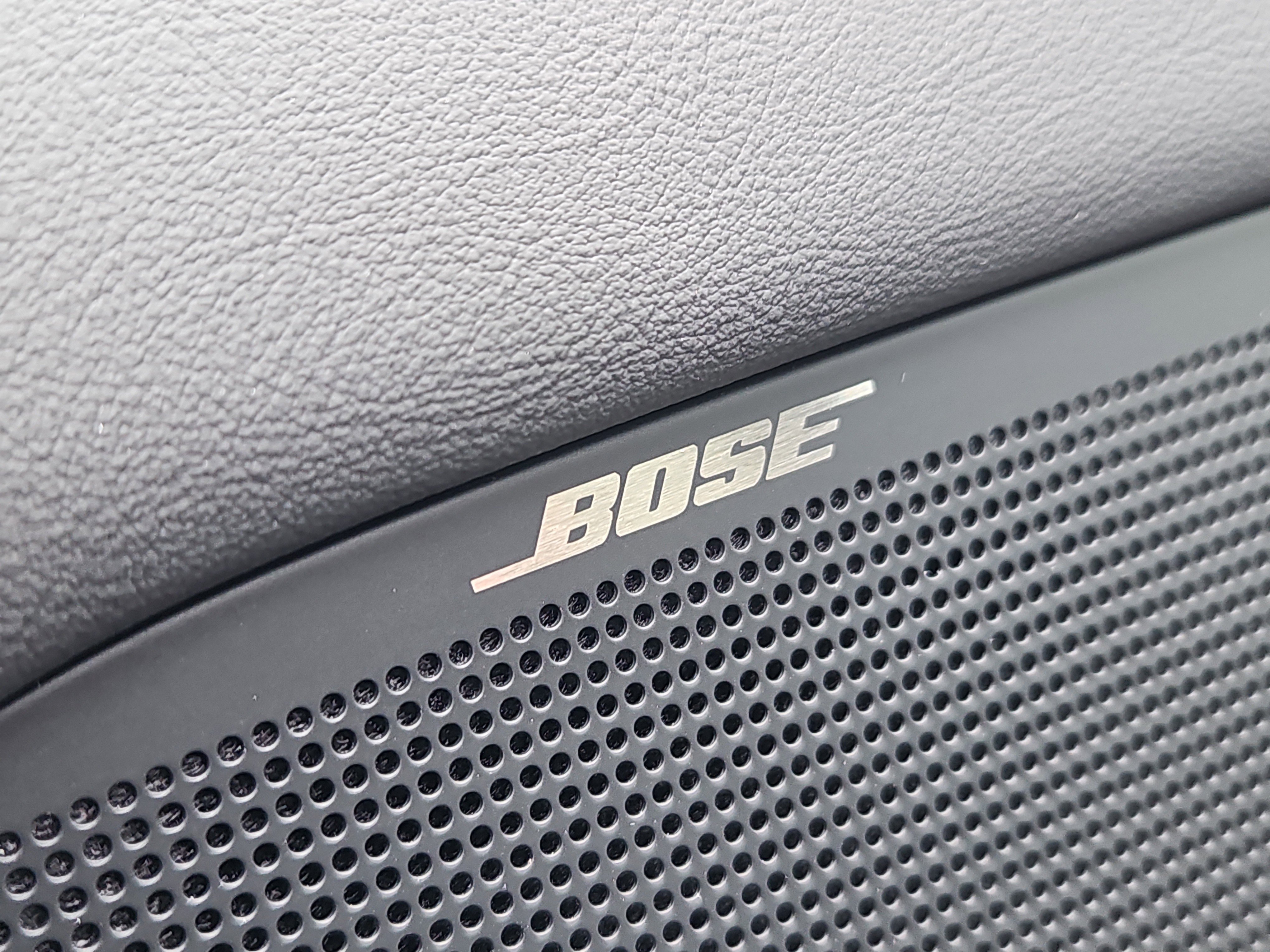 New 2025 Volvo EX90 Plus w/ Protection Package Premier image 10