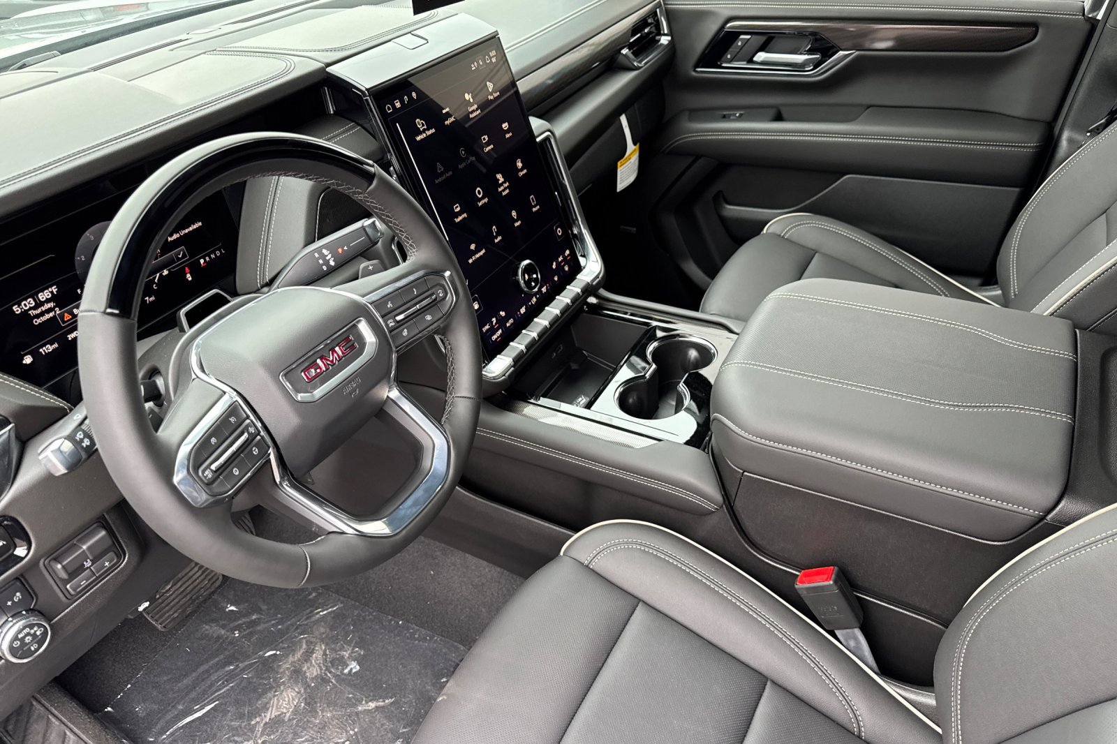 New 2025 GMC Yukon XL Elevation image 9