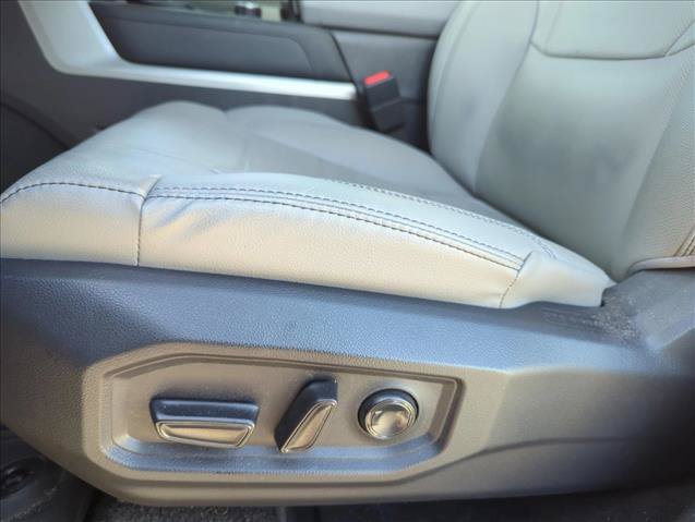 Used 2026 Toyota Tundra Limited AWD/4WD image 11