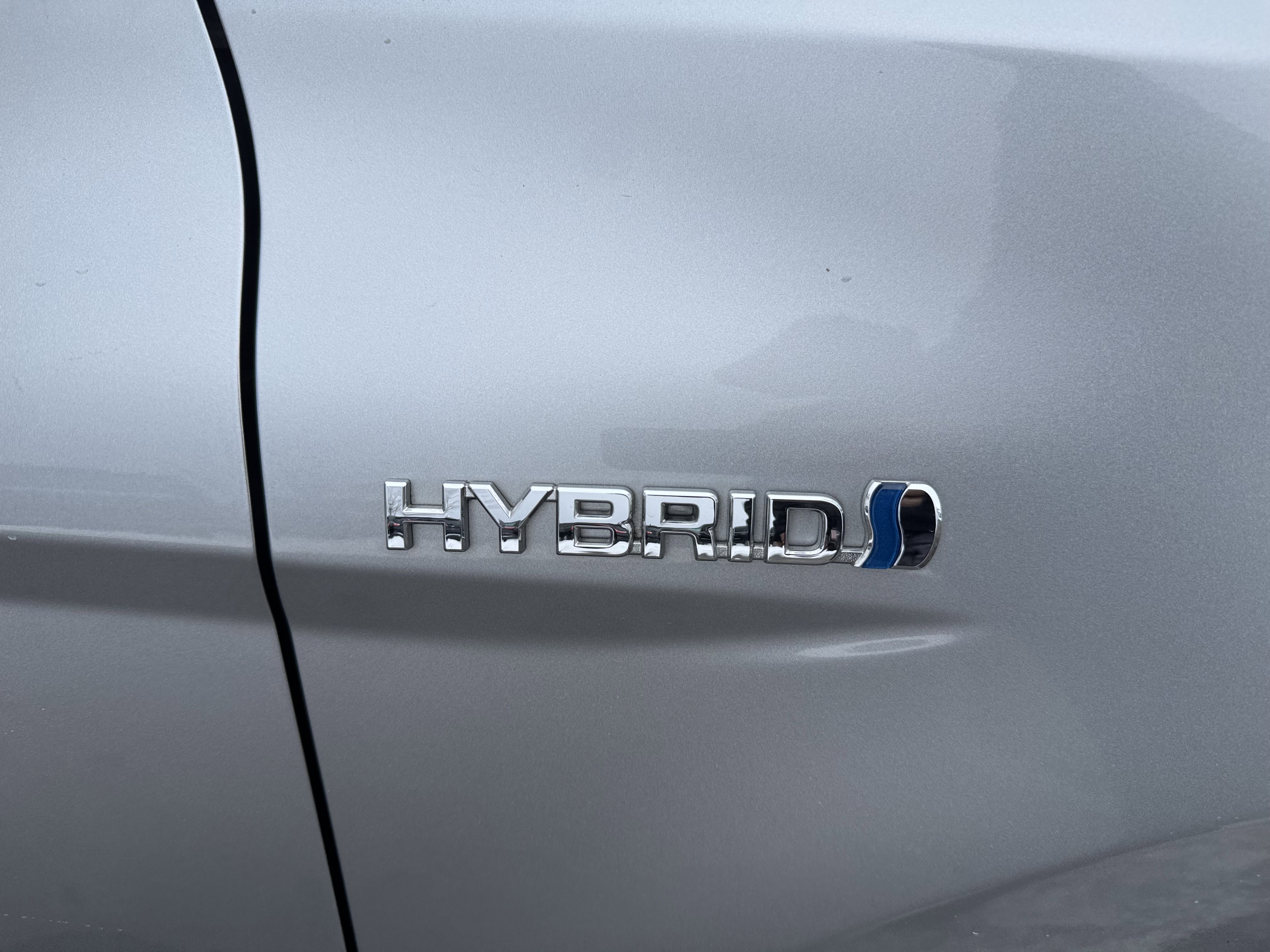 Used 2021 Toyota Camry LE image 11