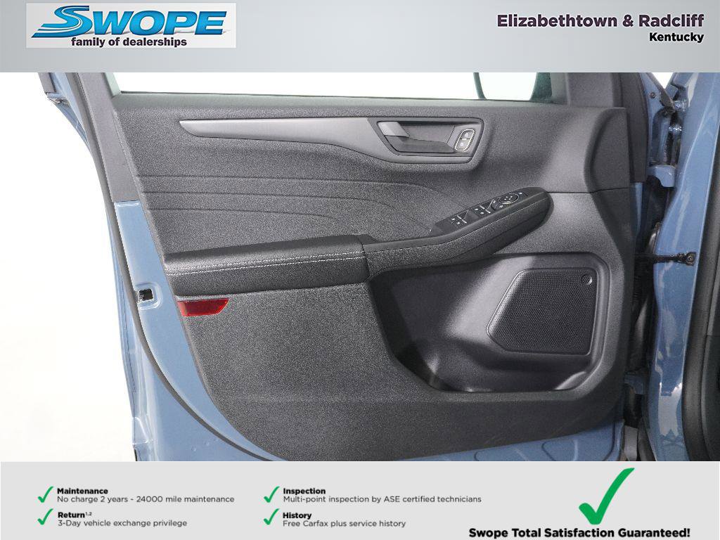 Used 2025 Ford Escape Active image 13