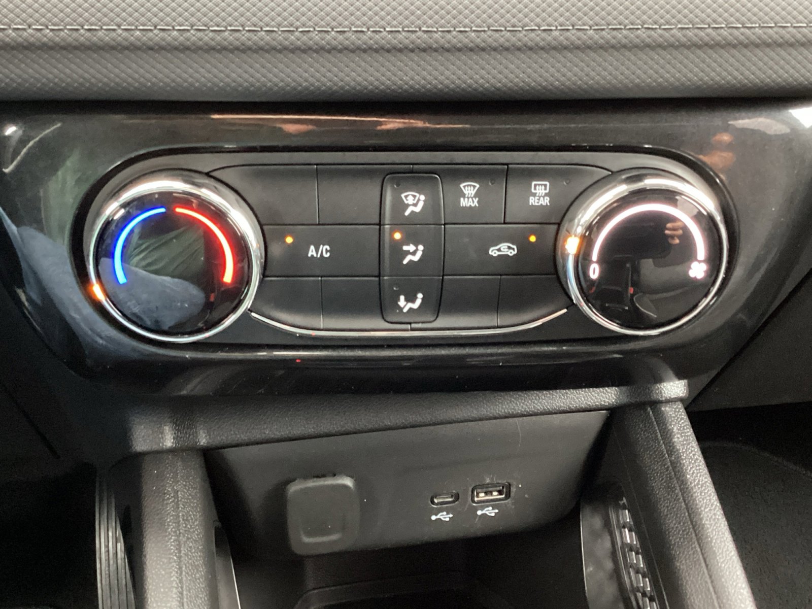 Used 2025 Chevrolet TrailBlazer LT FWD image 21