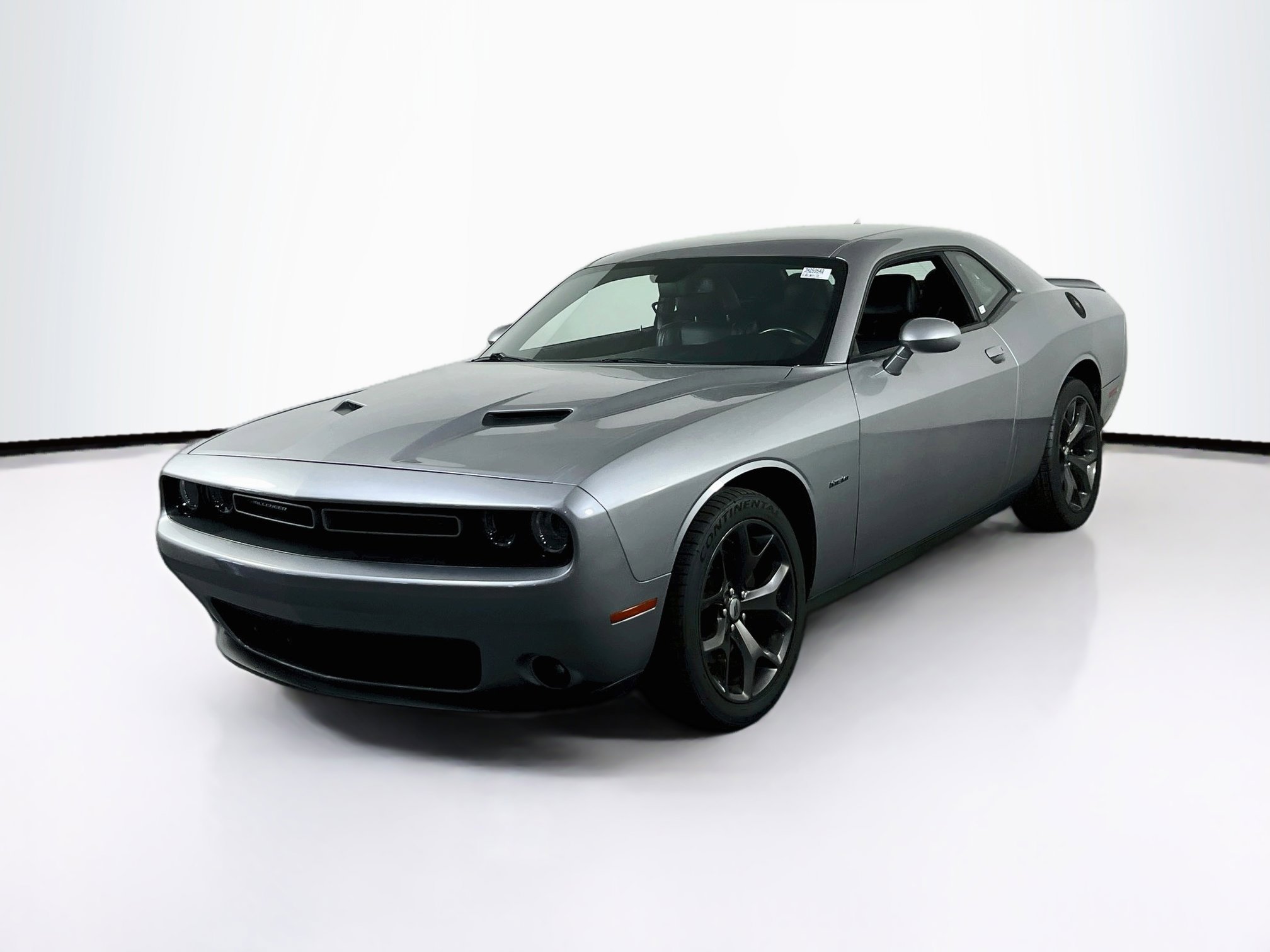 Used 2018 Dodge Challenger R/T Plus RWD image 1