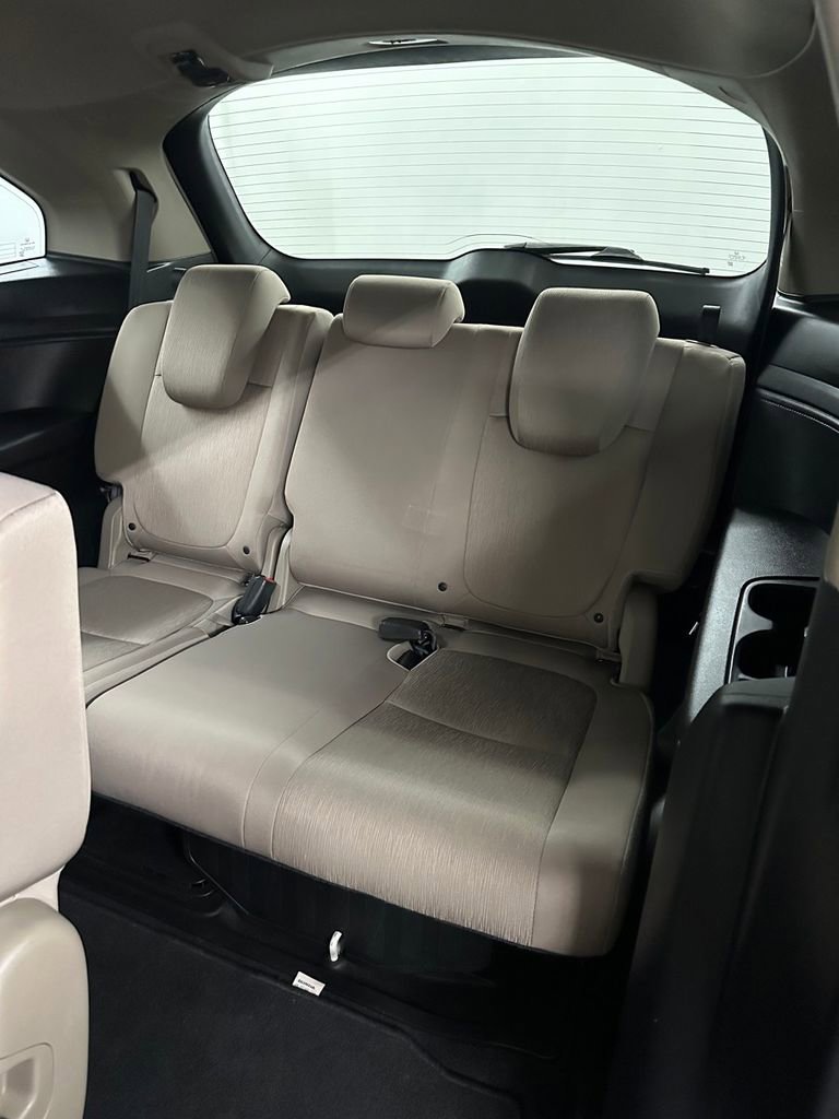 Used 2018 Honda Odyssey EX image 28