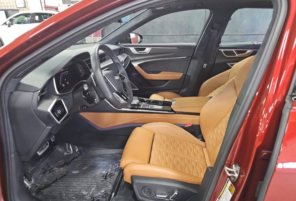 Used 2024 Audi RS 6 performance image 18