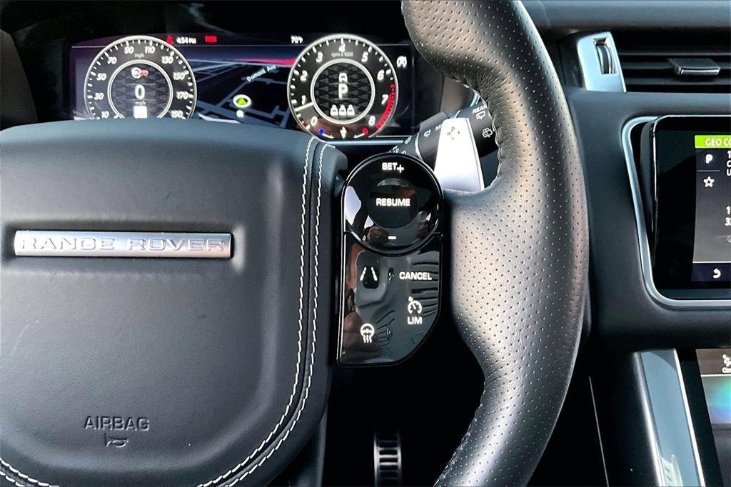 Used 2022 Land Rover Range Rover Sport SVR image 12