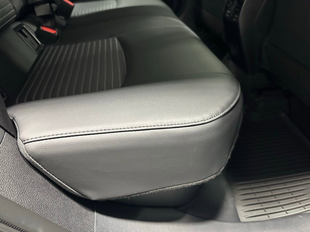 Used 2025 Toyota Corolla Cross XSE image 53