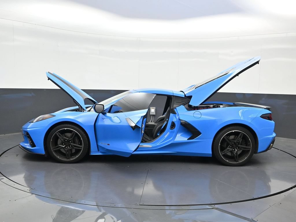 Used 2024 Chevrolet Corvette Stingray Coupe w/ Z51 Performance Package RWD image 33