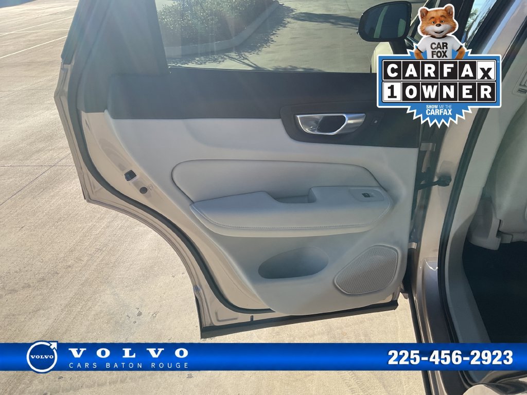 Used 2024 Volvo XC60 B5 Plus w/ Protection Package Premier AWD/4WD image 15