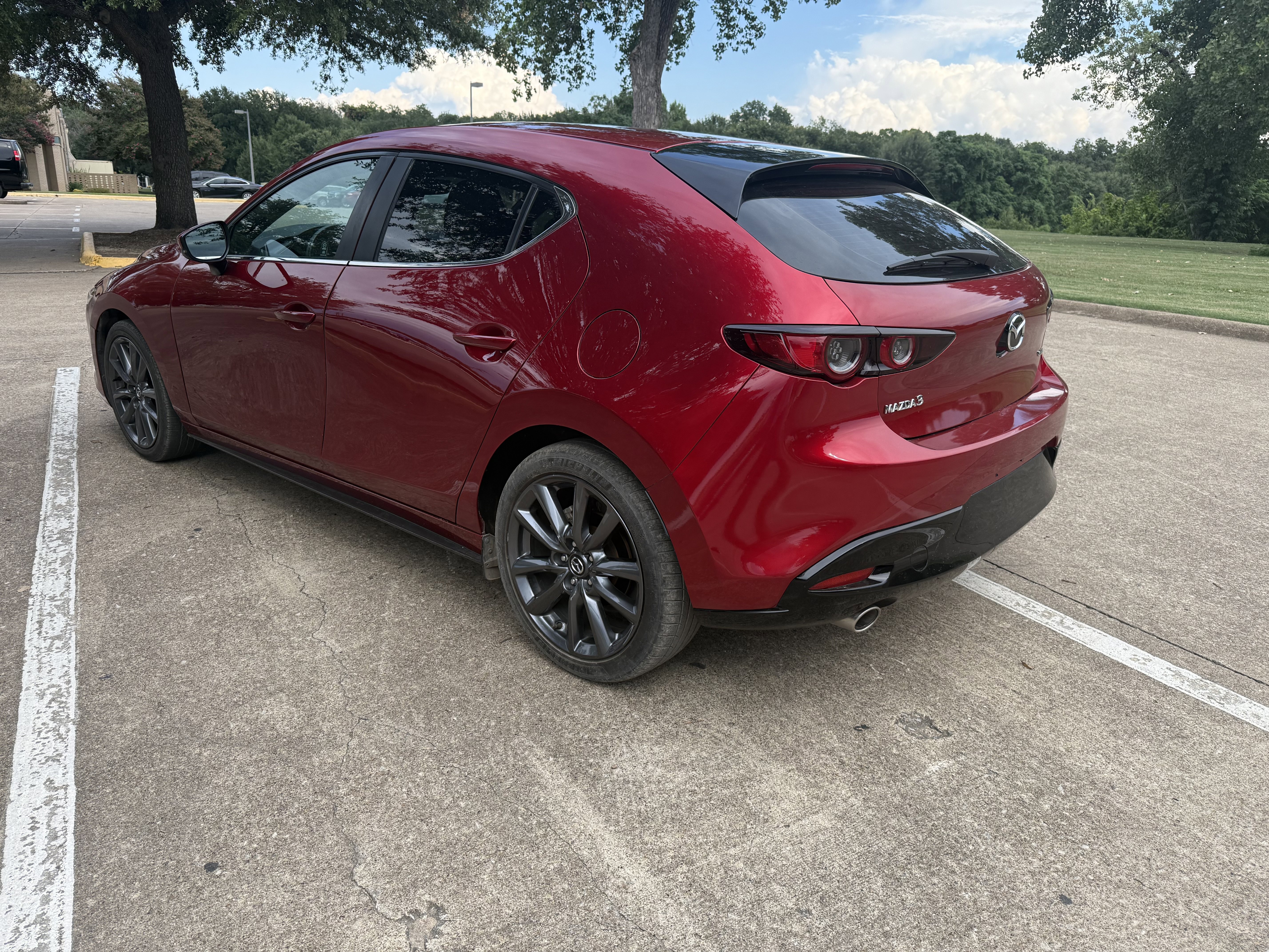 Used 2021 MAZDA MAZDA3 s image 8