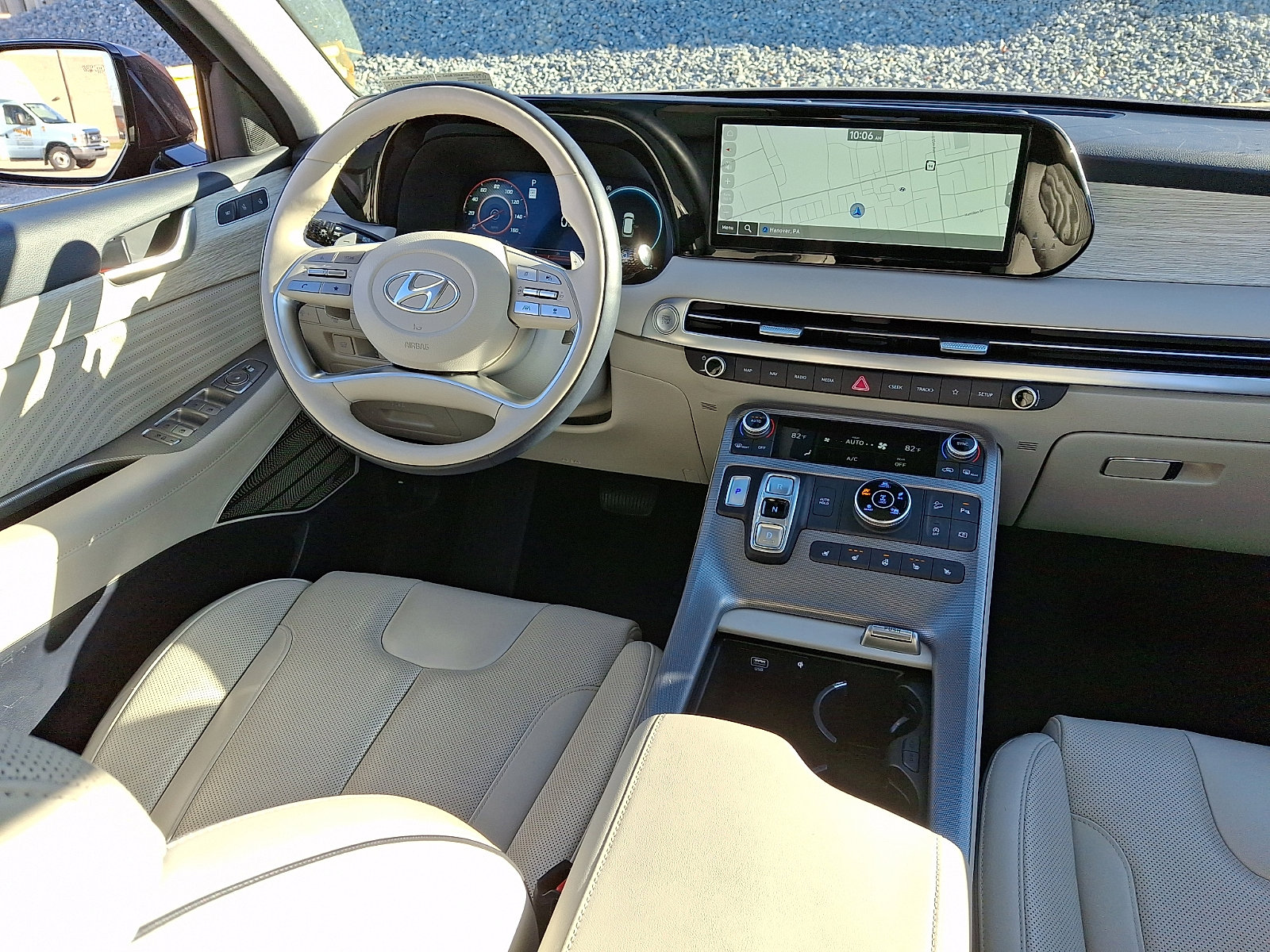 Used 2024 Hyundai Palisade Calligraphy image 14