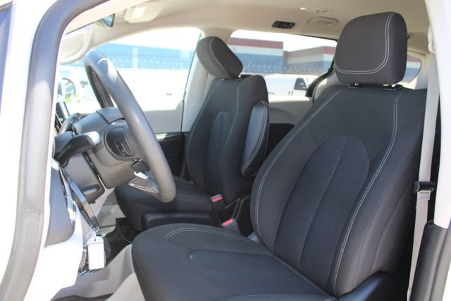 Used 2024 Chrysler Voyager LX FWD image 35