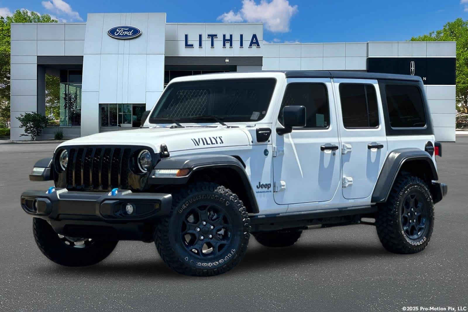 Used 2023 Jeep Wrangler Unlimited w/ 8.4" Radio Group