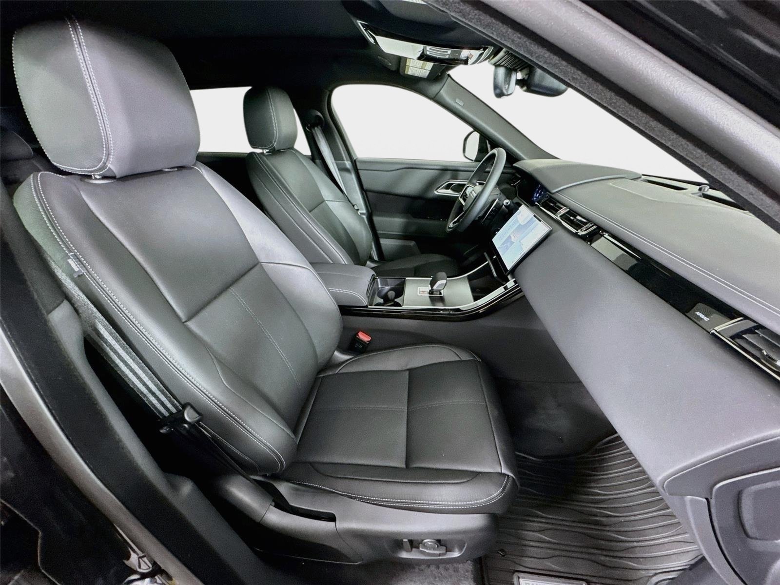 New 2026 Land Rover Range Rover Velar Belgravia AWD/4WD image 30
