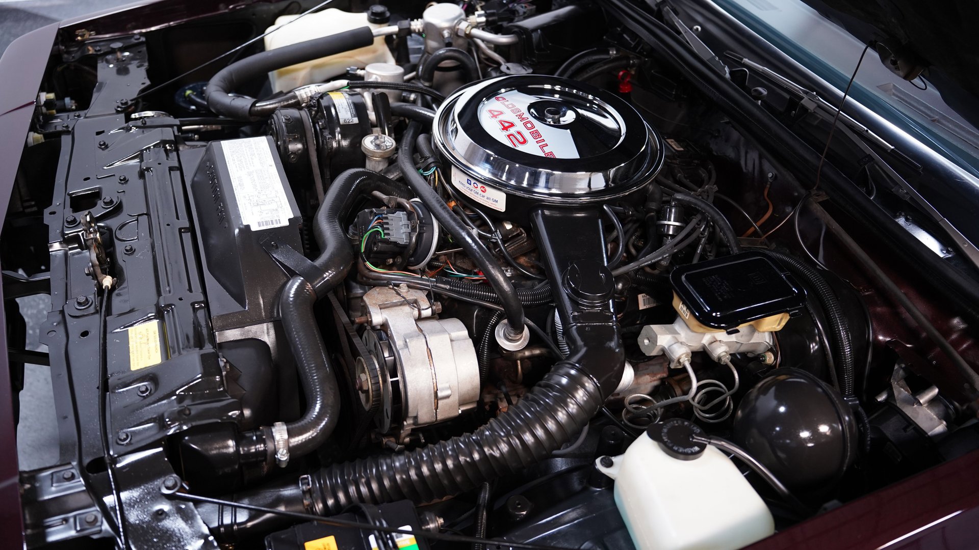 Used 1987 Oldsmobile Cutlass Supreme Salon image 30