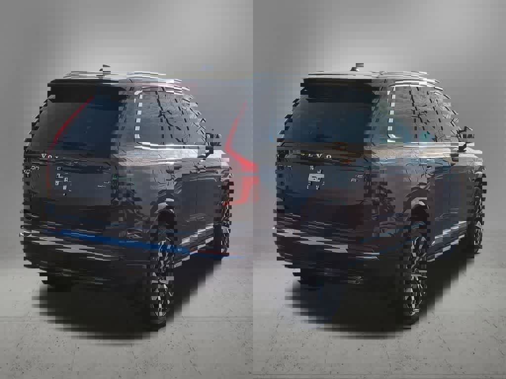New 2026 Volvo XC90 B5 Core w/ Protection Package Premier image 6