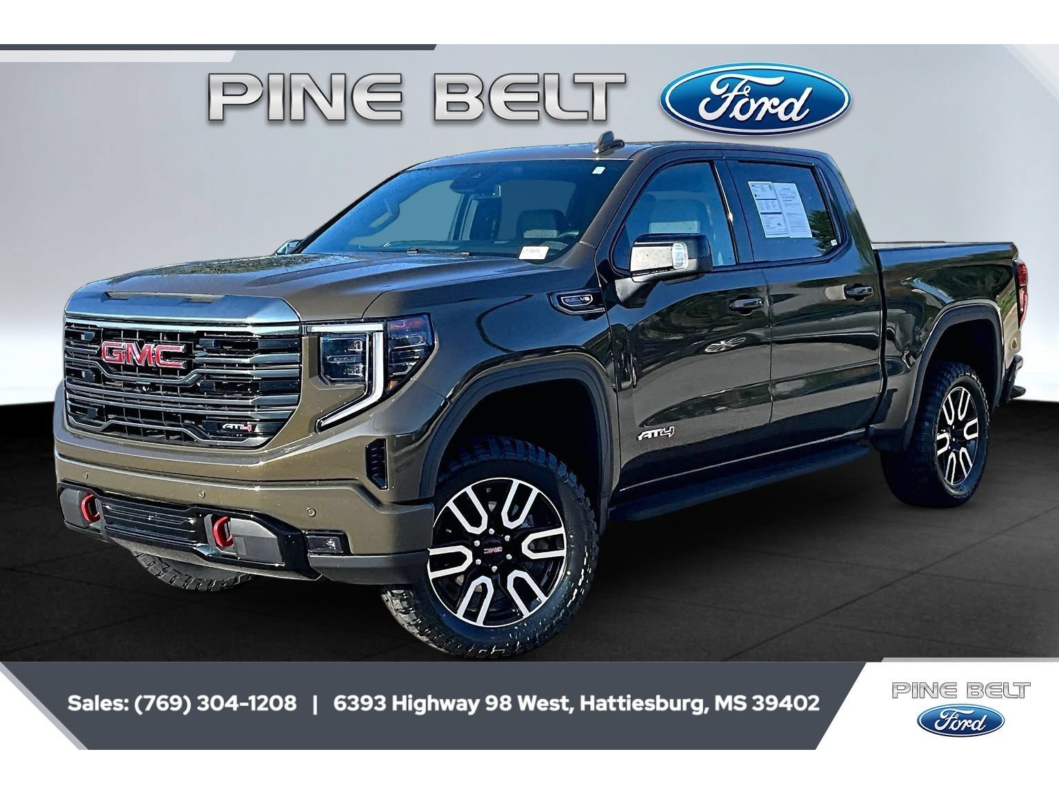 Used 2023 GMC Sierra 1500 AT4 w/ AT4 Premium Package AWD/4WD image 10
