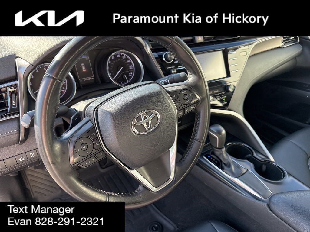 Used 2019 Toyota Camry SE FWD image 21