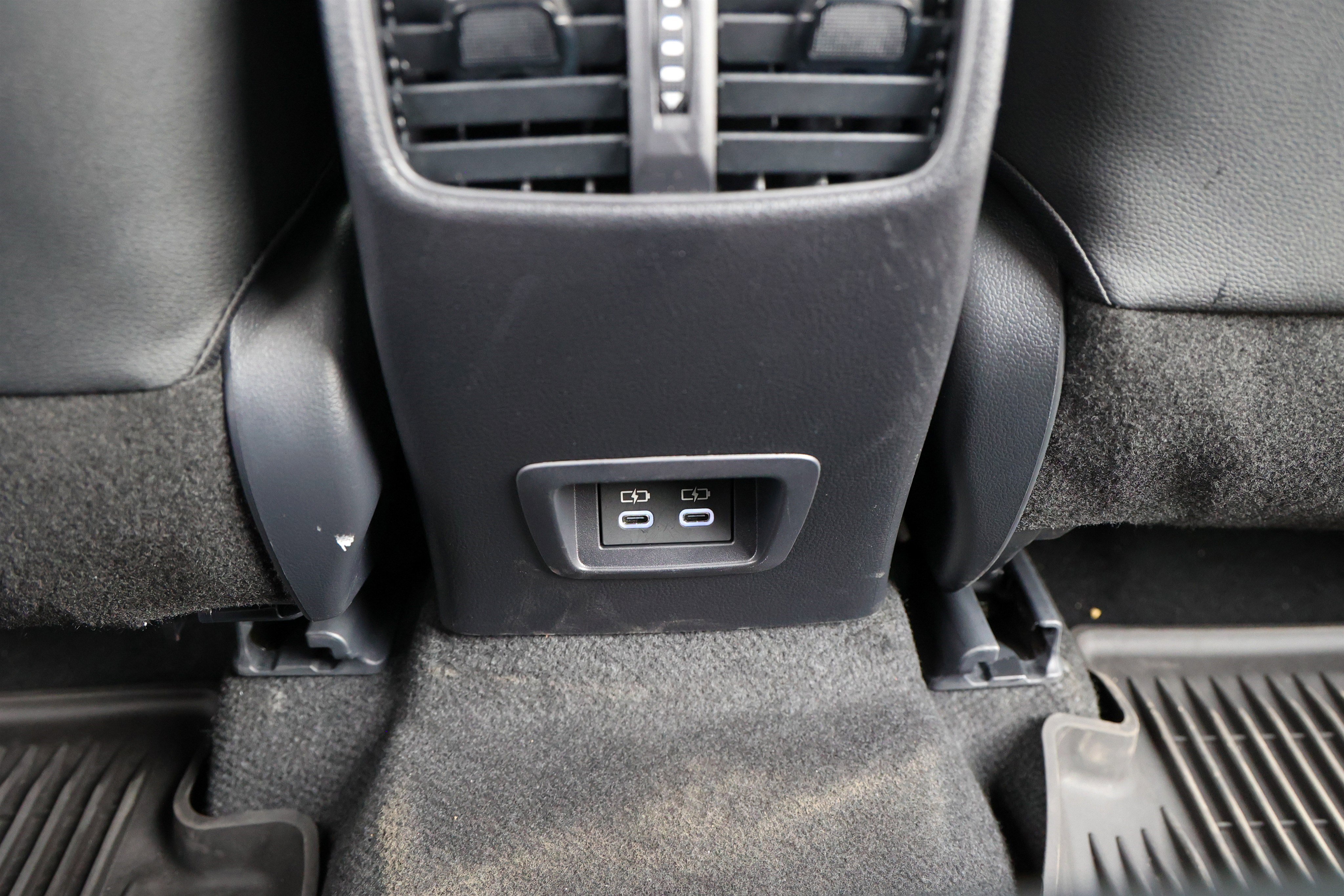 Used 2026 Toyota Corolla Cross XSE w/ Convenience Package image 35