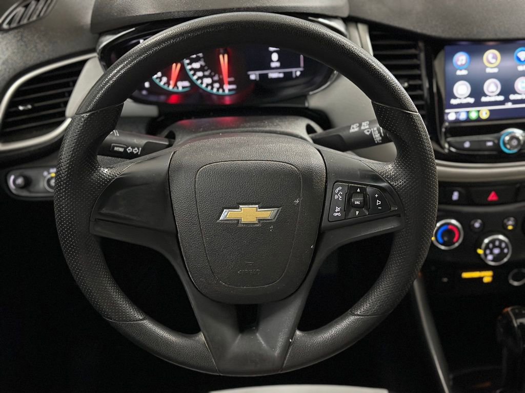 Used 2020 Chevrolet Trax LS FWD image 5