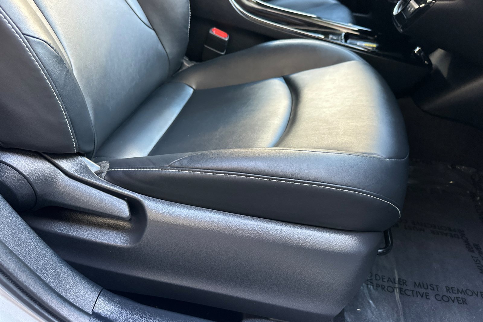 Used 2021 Toyota Prius Prime XLE image 23