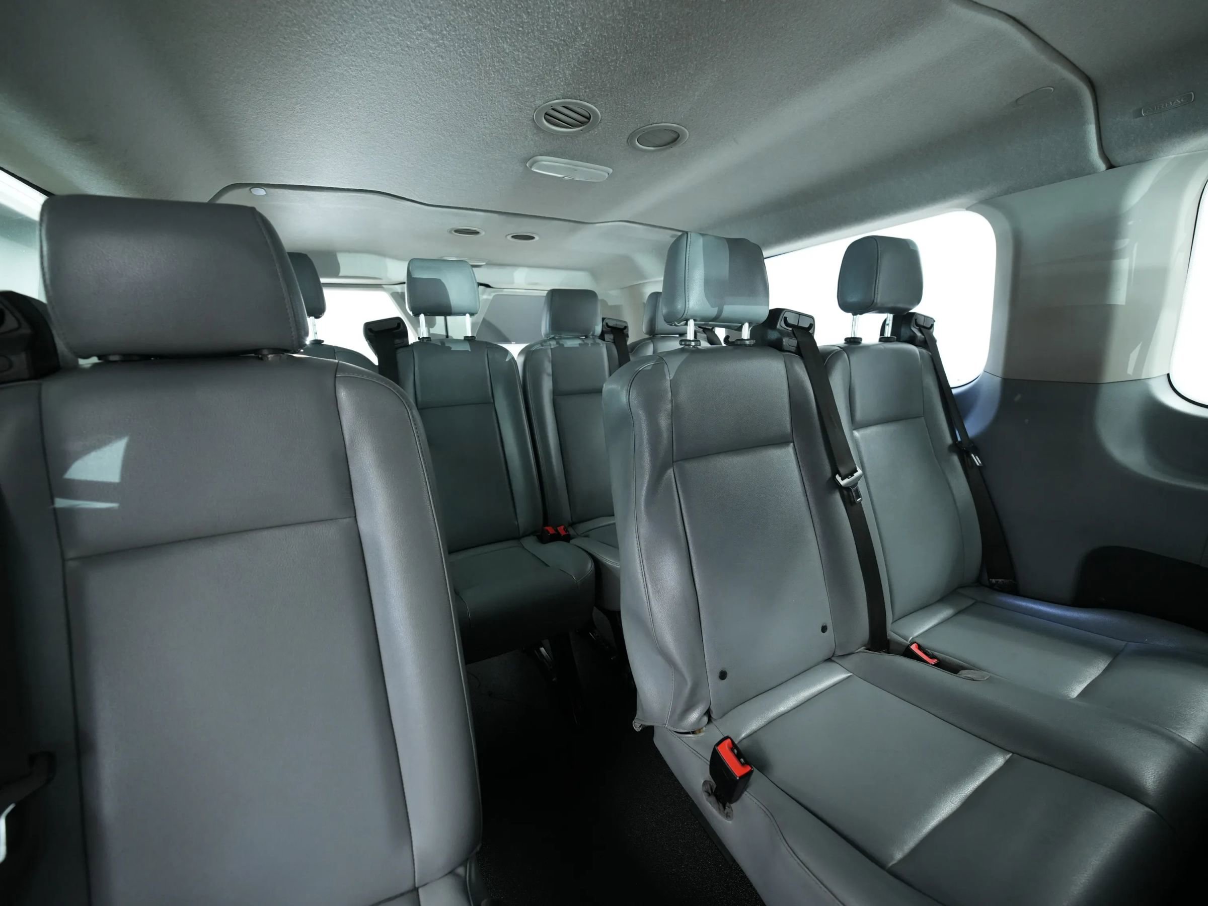 Used 2018 Ford Transit 350 XL image 24