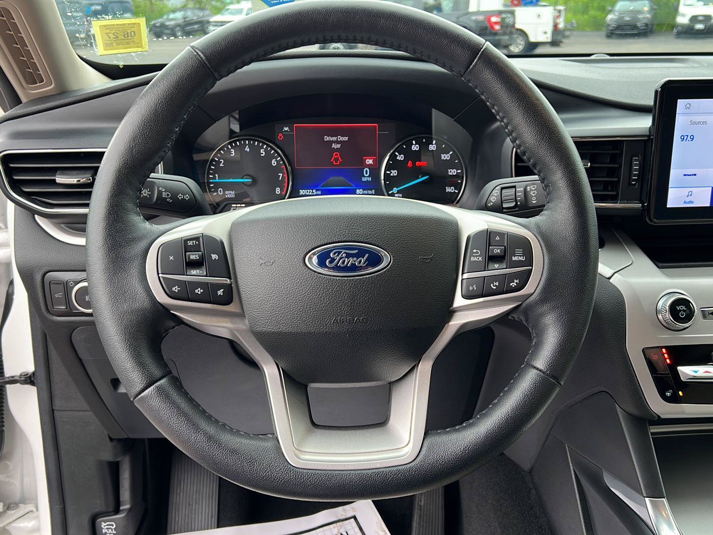 Used 2023 Ford Explorer XLT w/ Equipment Group 202A AWD/4WD image 8