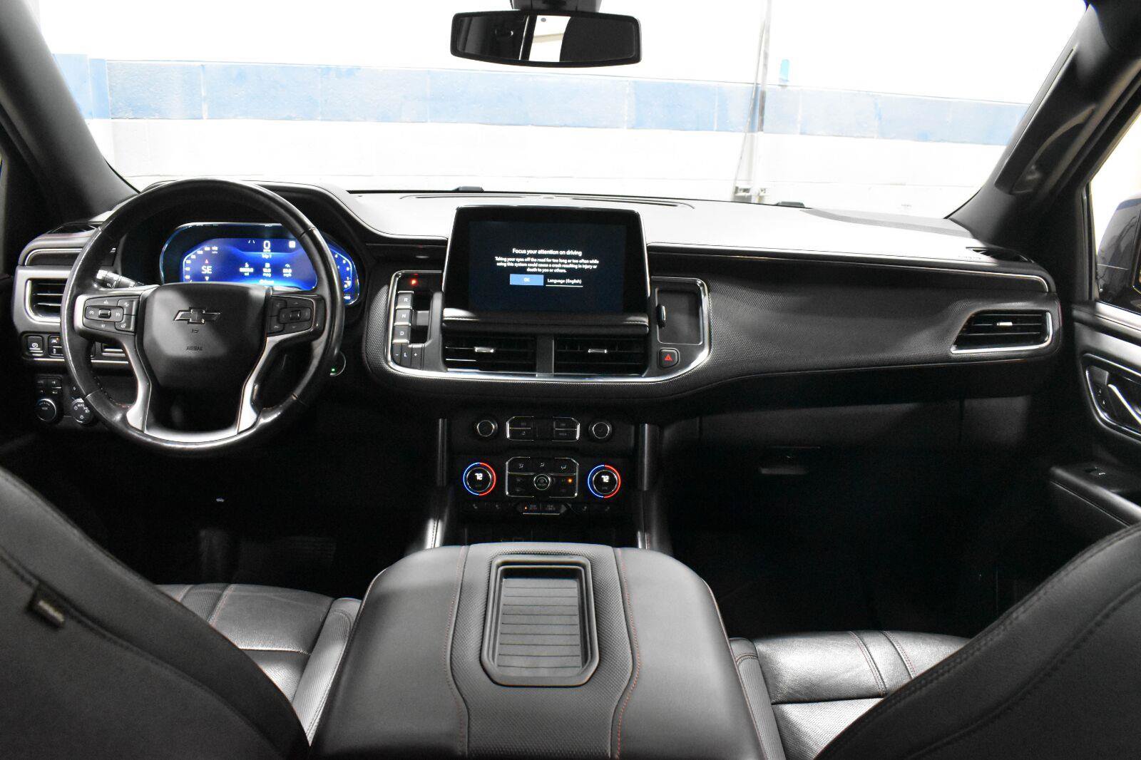 Used 2022 Chevrolet Tahoe RST w/ Luxury Package AWD/4WD image 7