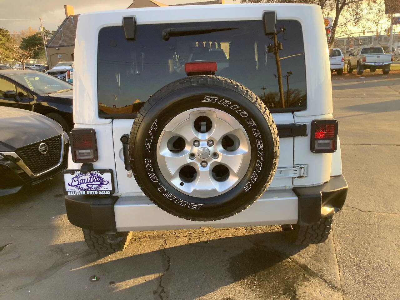 Used 2013 Jeep Wrangler Sahara w/ Connectivity Group image 11