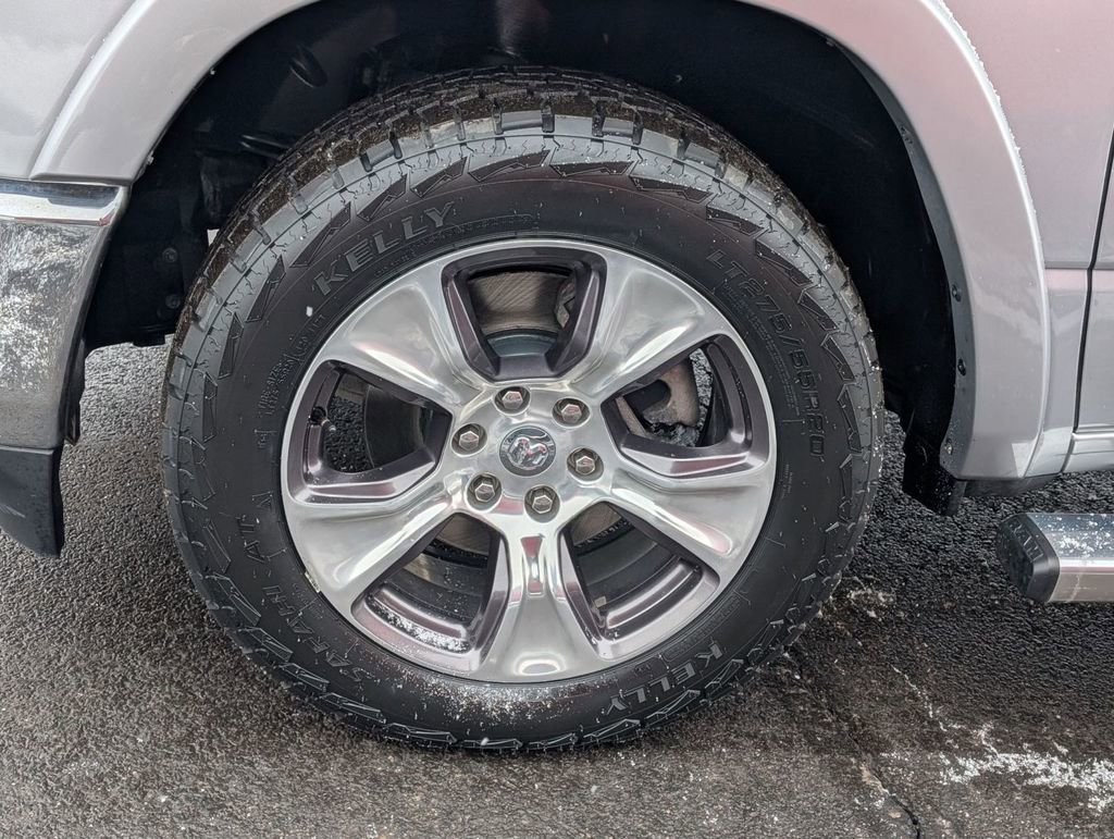 Used 2019 RAM 1500 Laramie image 15